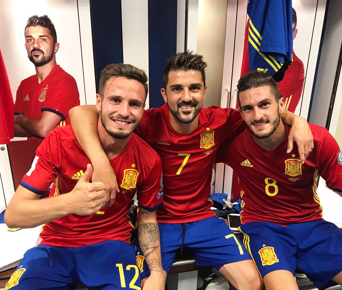 saulniguez's tweet photo. Que bueno volver a luchar juntos.🇪🇸👏🏻 
@SeFutbol @Guaje7Villa @Koke6 https://t.co/YeCXhoHm1A