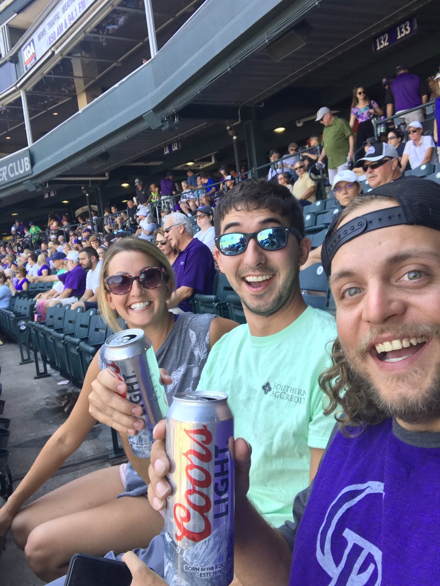 JonExiled's tweet image. Great day for a ballgame! #ILoveCoorsField