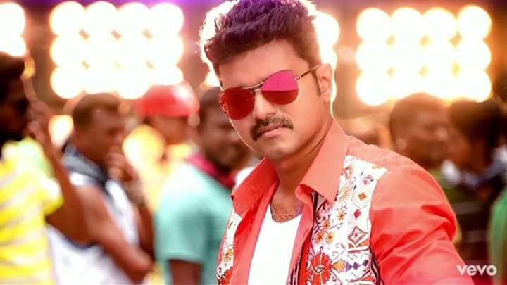 MuhammedNusa's tweet photo. @aditi1231 @Hemarukmani1 😘😘😘 https://t.co/Hg9Ichmbox