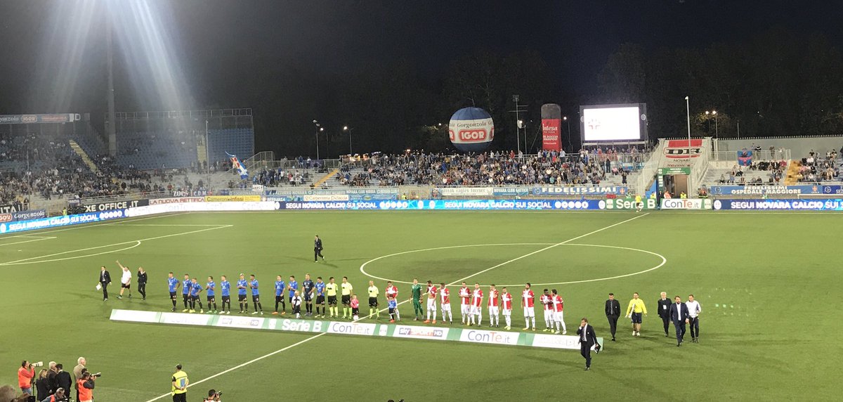 Aleorla18's tweet photo. #NovaraParma #SerieB #StadioPiola #StudioAssist @NovaraChannel @1913parmacalcio @Lega_B @Studio_Assist https://t.co/ysOomDvd9R