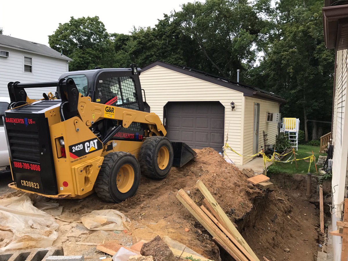 BasementsLoveUs's tweet photo. Always grinding and leading the industry ⚒☔️ #basementwaterproofing #moldremediation #structuralrepair #pa #nj #de https://t.co/H2ucJFIfGb