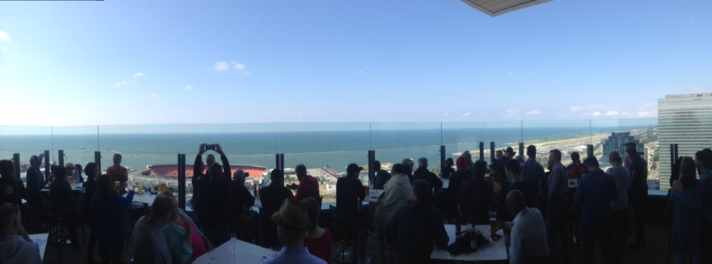 ShareTheRiver's tweet photo. it's a SUPER day to enjoy the Cleveland Air Show from @HiltonCleveland's #Bar32! #LakeErie https://t.co/UdBBC4mHYl