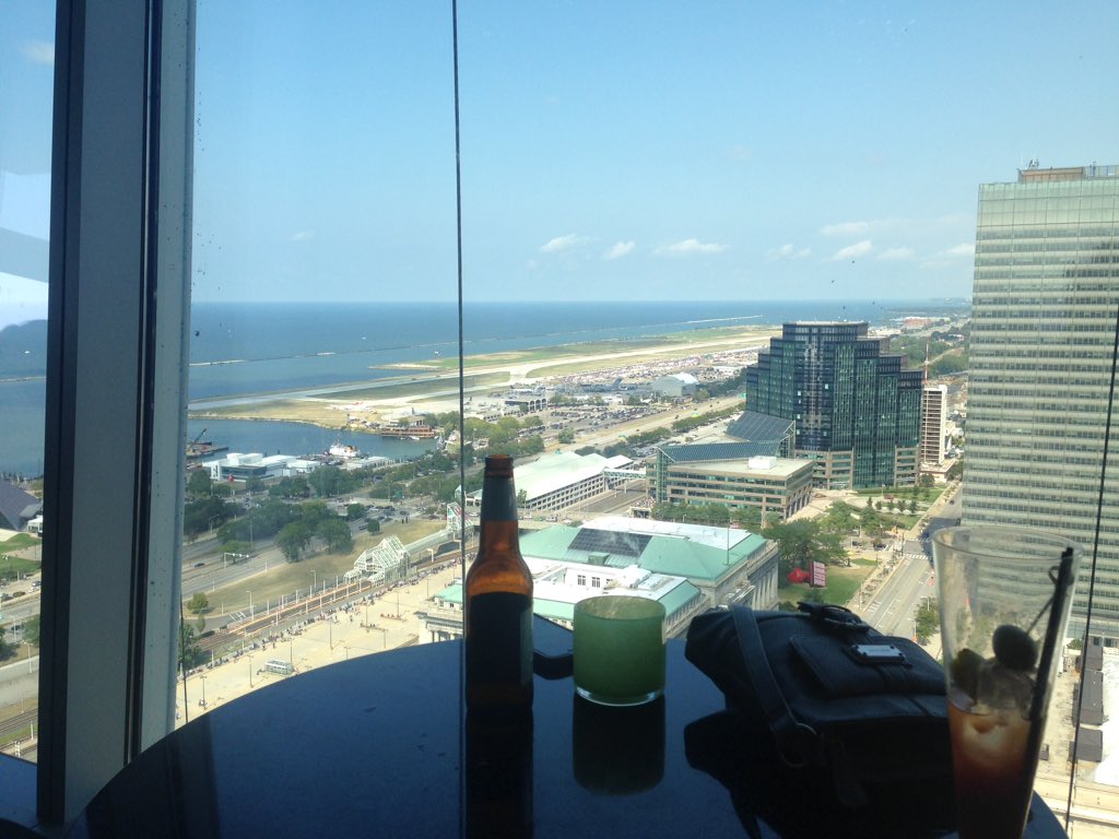 ShareTheRiver's tweet photo. it's a SUPER day to enjoy the Cleveland Air Show from @HiltonCleveland's #Bar32! #LakeErie https://t.co/UdBBC4mHYl