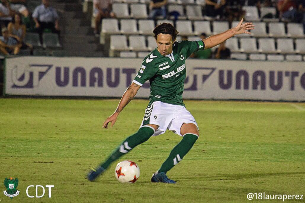 CD_Toledo's tweet photo. FINAL | 1-1 | Un gol de Alvaro Anton en el 90 desde el punto de penalti da un punto al @CD_Toledo frente al @clubdepguijuelo #Inmortal https://t.co/lVYIEW3dut