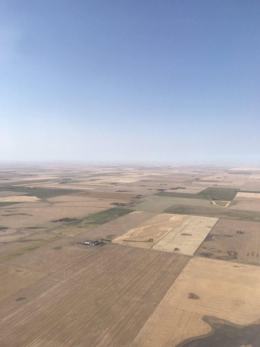 Massoameblais's tweet image. Guess I made it but not my luggage 🤣🤣 gonna be an awsome afternoon #flightproblems #saskbound #sohappy