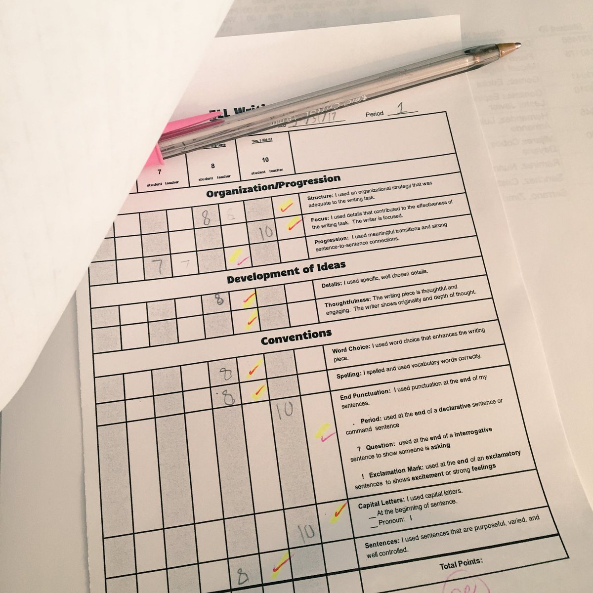 MsOyervides's tweet photo. Rubrics are effective means of communicating expectations. I'm enjoying reading about Ss goals. #WritingRubric #ELLs #NISDJones @NisdBIL https://t.co/OJjcm0qPMp