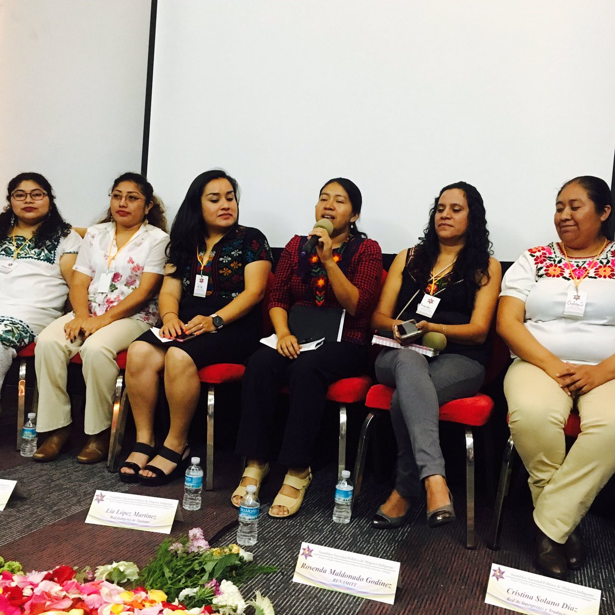 ilsb_ac's tweet photo. Participación de mujeres indígenas de manera articulada es urgente para generar incidencia en espacios de toma de decisión. #ColoquioANPMI https://t.co/VId0rYalDE