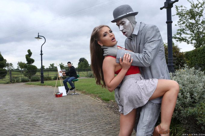 &hearts;️😈Do not joke with the busker 😡🥊  @Brazzers @DannyDxxx 🌶🍷👑 https://t.co/zbCxfxG7e7<a class="tags" href="/tag/brazzers">@brazzers</a><a class="tags" href="/tag/dannydxxx">@dannydxxx</a><a href="/tag/snapchat"class="tags"><span>#snapchat</span></a><a href="/tag/brazzers"class="tags"><span>#brazzers</span></a>