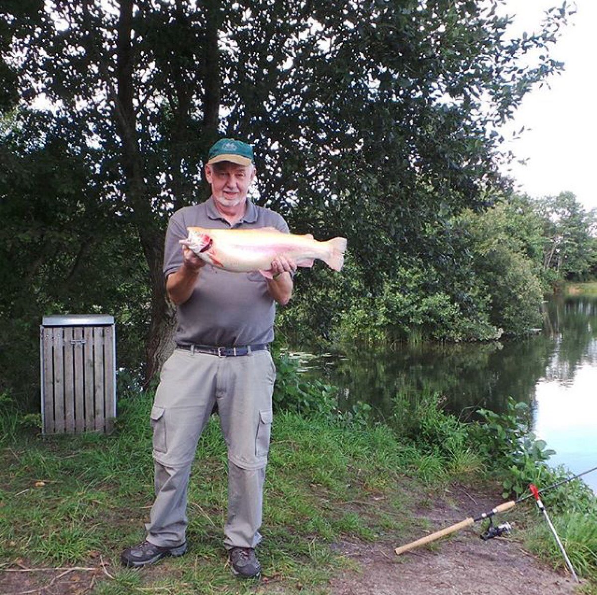 rebelispirator's tweet photo. #HeGotOne #OldManAndTheLake #GoodOnYaDaddy ๐๐ป๐๐ป https://t.co/26TshFHd95