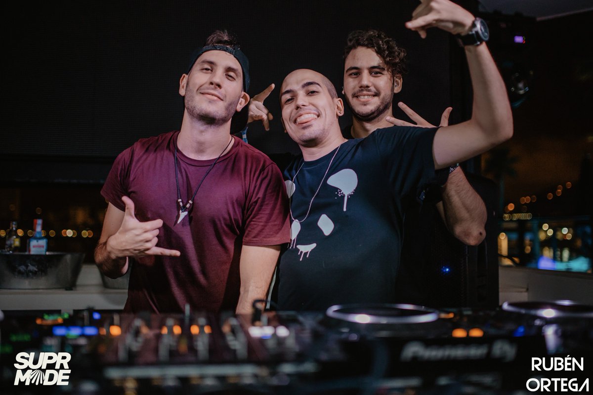 GARABATTO's tweet photo. Desde @SUPRMODE muchas gracias a @EDM_Spain y a todos los que vinisteis! LO PASAMOS COMO NIÑOS! Pronto más!
https://t.co/8E0iKVY7qH https://t.co/HMr1zR1ydr