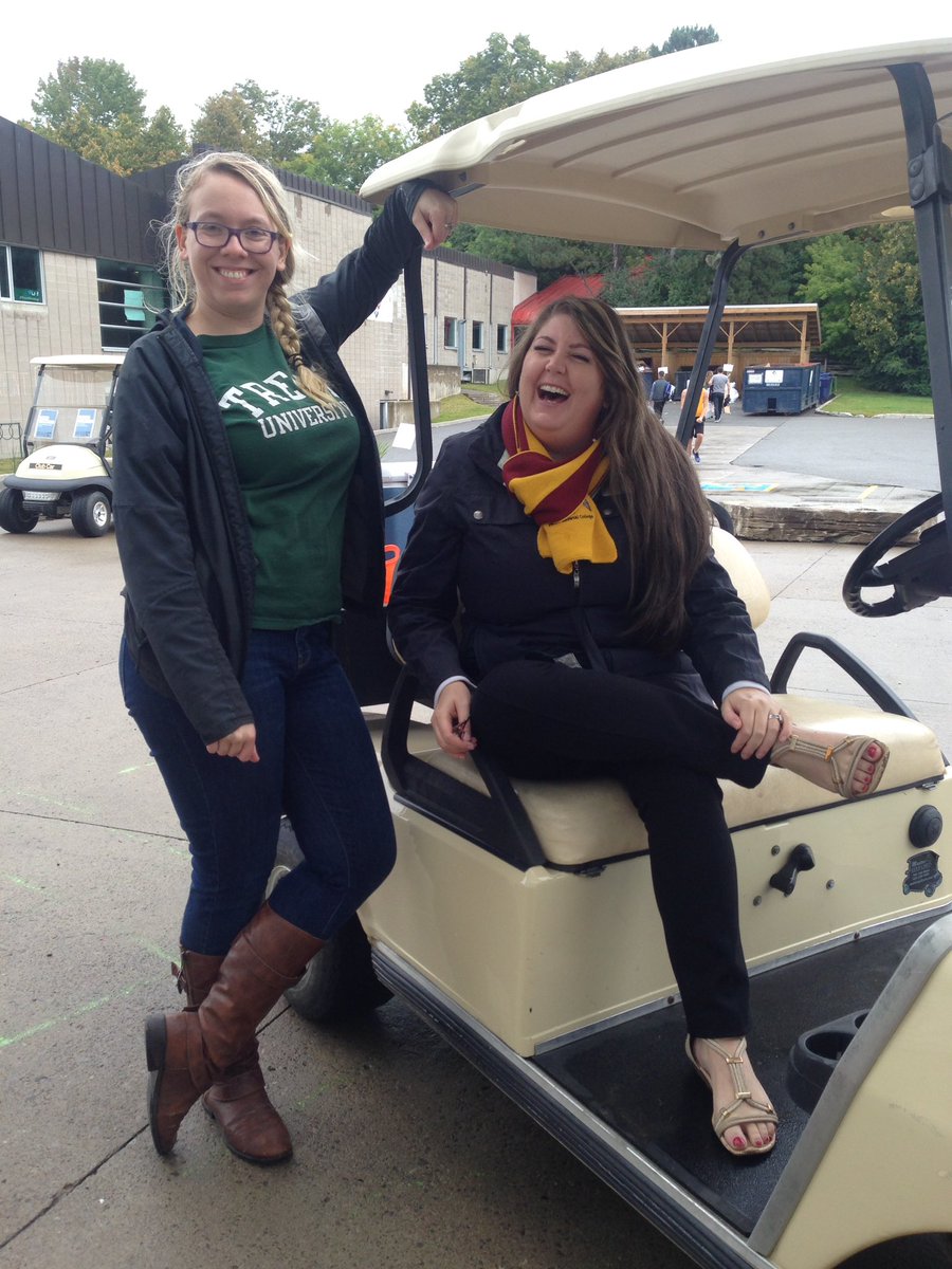 LindyGarneau's tweet photo. My dream of riding a golf cart across the Faryon Bridge has come true! So fun! @TrentuSam β€π #moveinday2017 #orientation2017 #trentu https://t.co/YA7FhVhZtA