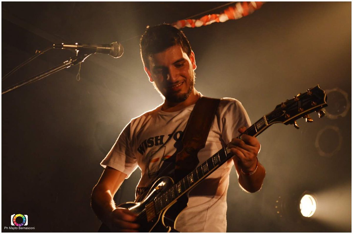 PhMajitoBernas's tweet photo. Adelanto de @InmersoRock en The Roxy https://t.co/SKsEuzF2wM