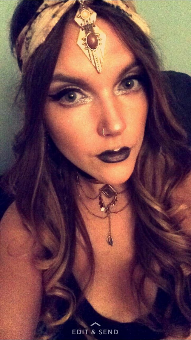 BiancaStillger's tweet photo. @pearliaison #pearlgirl #inked #pearl #inspiration #pretty #fashion #look https://t.co/6ggMycyJug