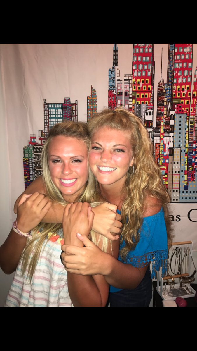 _allievans's tweet photo. H20BD to my lil blonde sis chan chan !! Thankful for u and the joy u bring to everyone's life :) LYLAS 💗🌼 @ChandlerClarkk https://t.co/SF8KNyOfjF