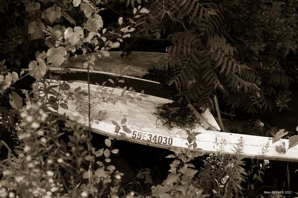 MC_2248's tweet photo. "Forgotten Dreams" abandoned boats: duotone series #simcoecountyON #fineartphotography #photography https://t.co/eq0PfRe2US https://t.co/lSGctiq9x0