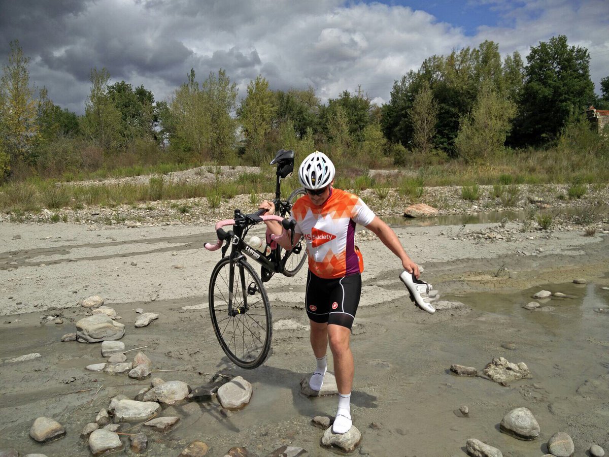 Italy4MS's tweet photo. Interesting roads on Day 4 of Ciclismo Italia! #tuscany https://t.co/qPB0mUNSRW