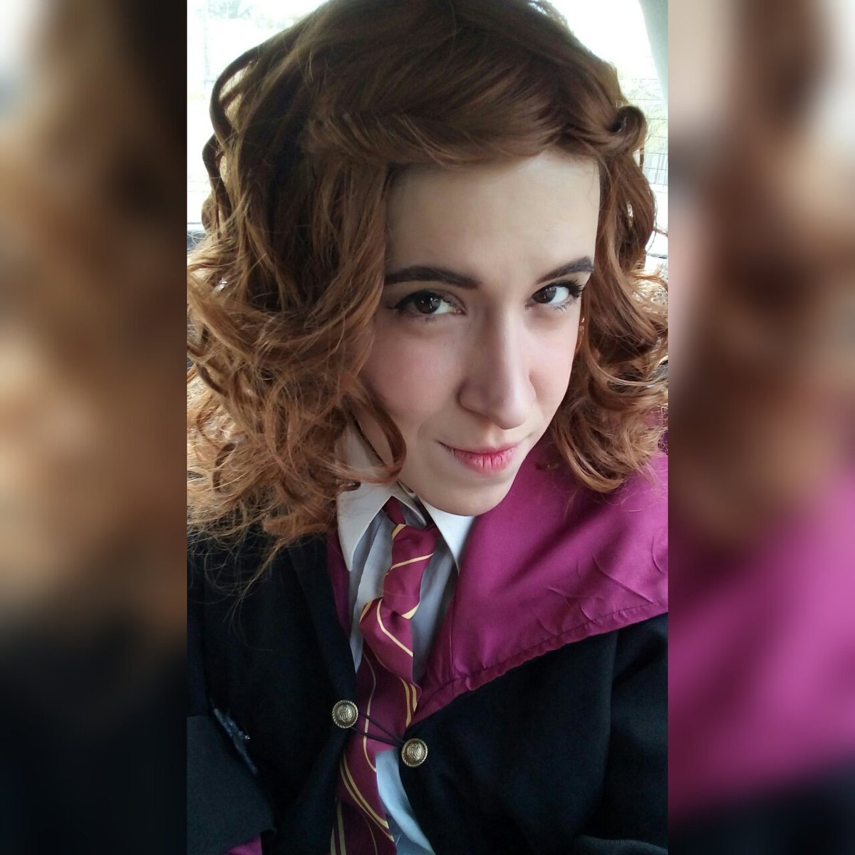 Ursa_corvis's tweet photo. #PotterWalk #cordoba #Potterheads #Argentina #Domingo #Hermione #cosplay https://t.co/TDjGPPBf9A