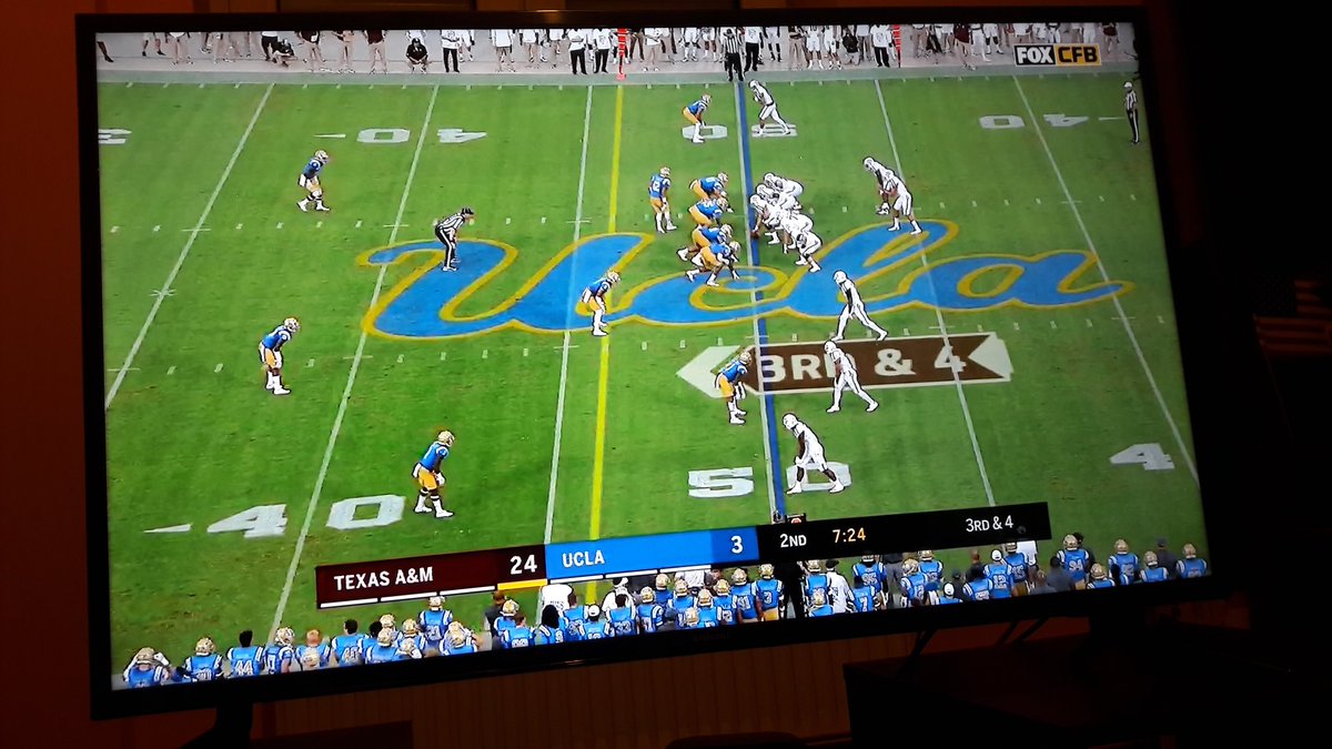 danymarica's tweet image. #TAMUvsUCLA #CFBonFOX #FOXCFB #FOX #CollegeFootball #collegefootballisback #fall 🏈🍂🍁🎃
