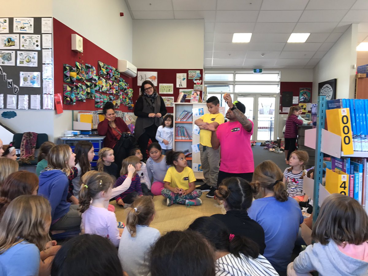 PtChevSchool's tweet image. Learning the Tongan names for fruit  and veges with Mai E 5 with fruit for prizes. #TonganLanguageWeek #tonganlanguageweek2017
