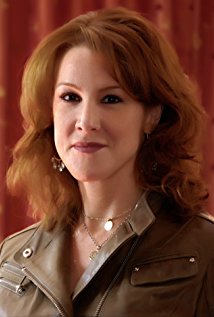 ScarlettShepard's tweet photo. ‘Rizzoli &amp; Isles’ Creator @JanetTamaro Developing Female Police Series at Fox https://t.co/IB5wwagjb5 #smokeandmirrors https://t.co/39xss2aDsC