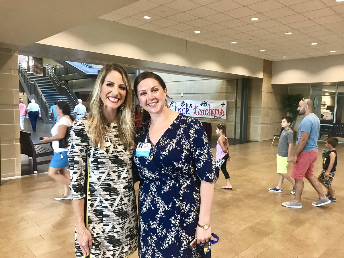 jenny_mcgown's tweet photo. Grateful for the way @KleinHigh opened up its doors to help St. Ignatius Church after #Harvey. Just one more example of our  #kleinspirit https://t.co/no6Jbxbl4u