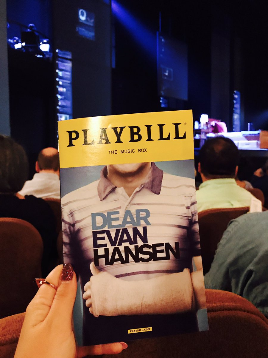 TheyveGotBarry's tweet photo. Take. Me. Back. 😭😍@AnastasiaBway @GreatCometBway @DearEvanHansen 💙@Groundhogdaybwy #nyc https://t.co/koSiwup2q9