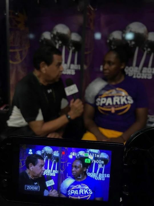 eastlass's tweet photo. @LA_Sparks 💥🏀 defeat @ConnecticutSun ☀️ 81-70 in final regular season game #WNBA @WNBA
💥🏀 #WeRise #ComeWatchUsWork #EastLASportsScene https://t.co/EiNv0j78Gu