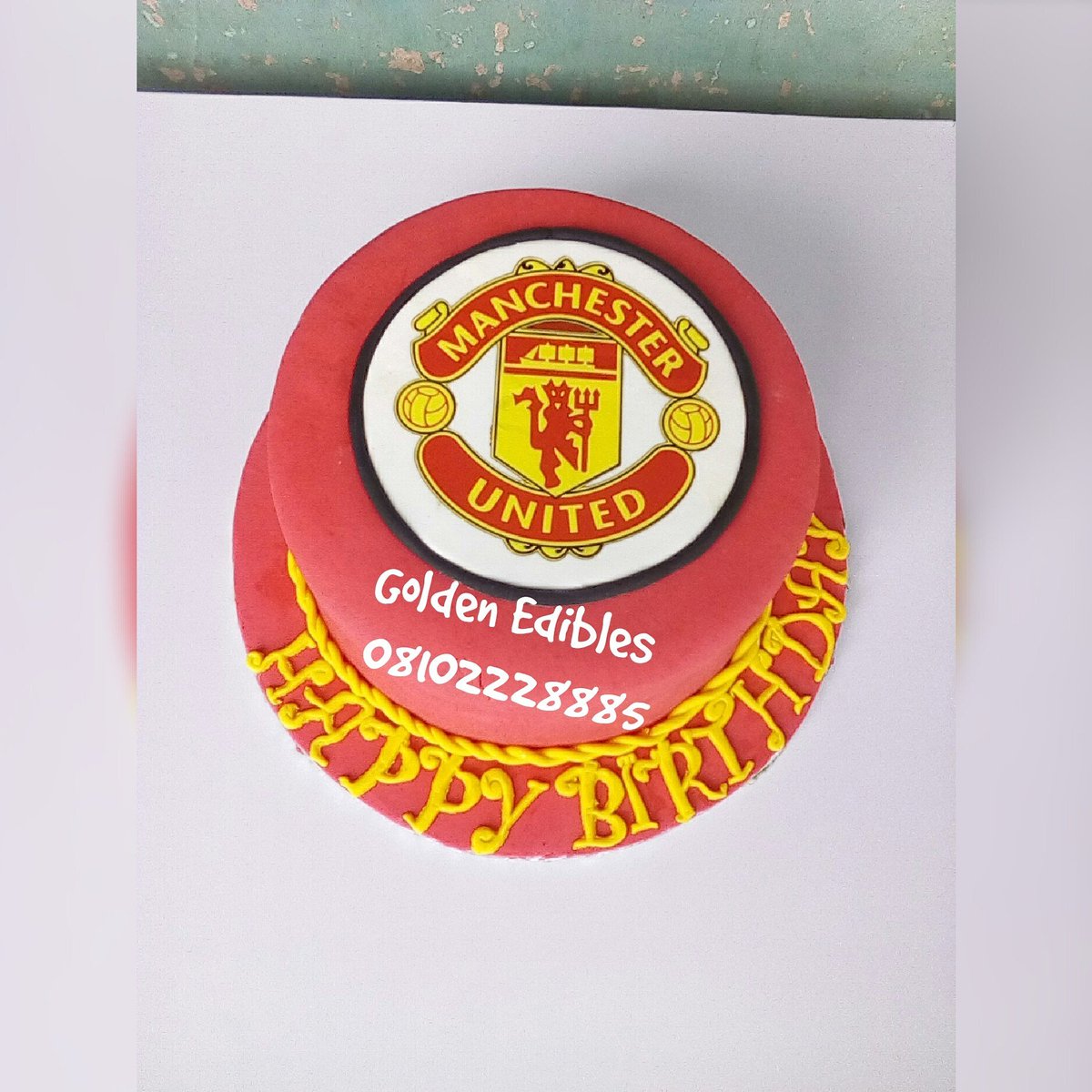 GoldenEdibles's tweet photo. For ur event cake, contact GoldenEdibles on 08102228885 https://t.co/b0bWymYIo8