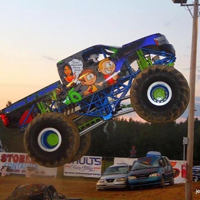 Rolling Wheels tweet media
