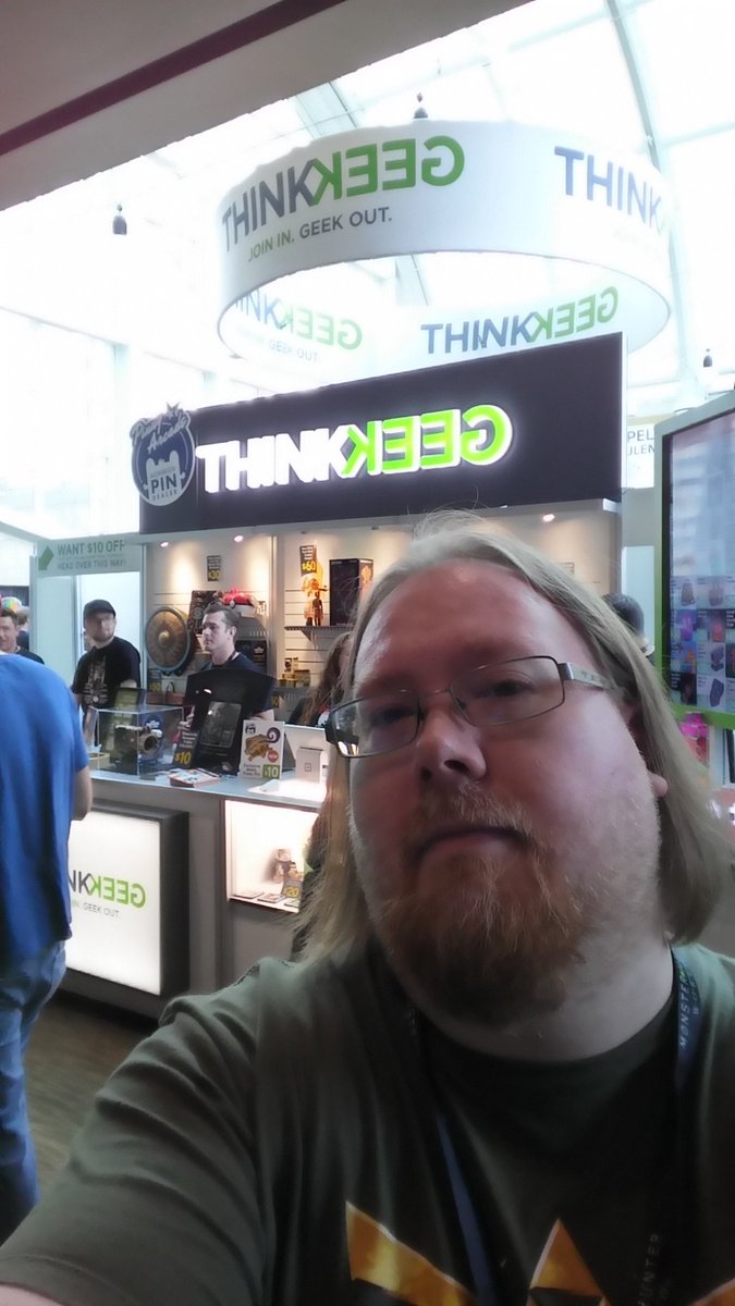 TimDahlia's tweet photo. #thinkgeekpax https://t.co/PQnB16O5KR
