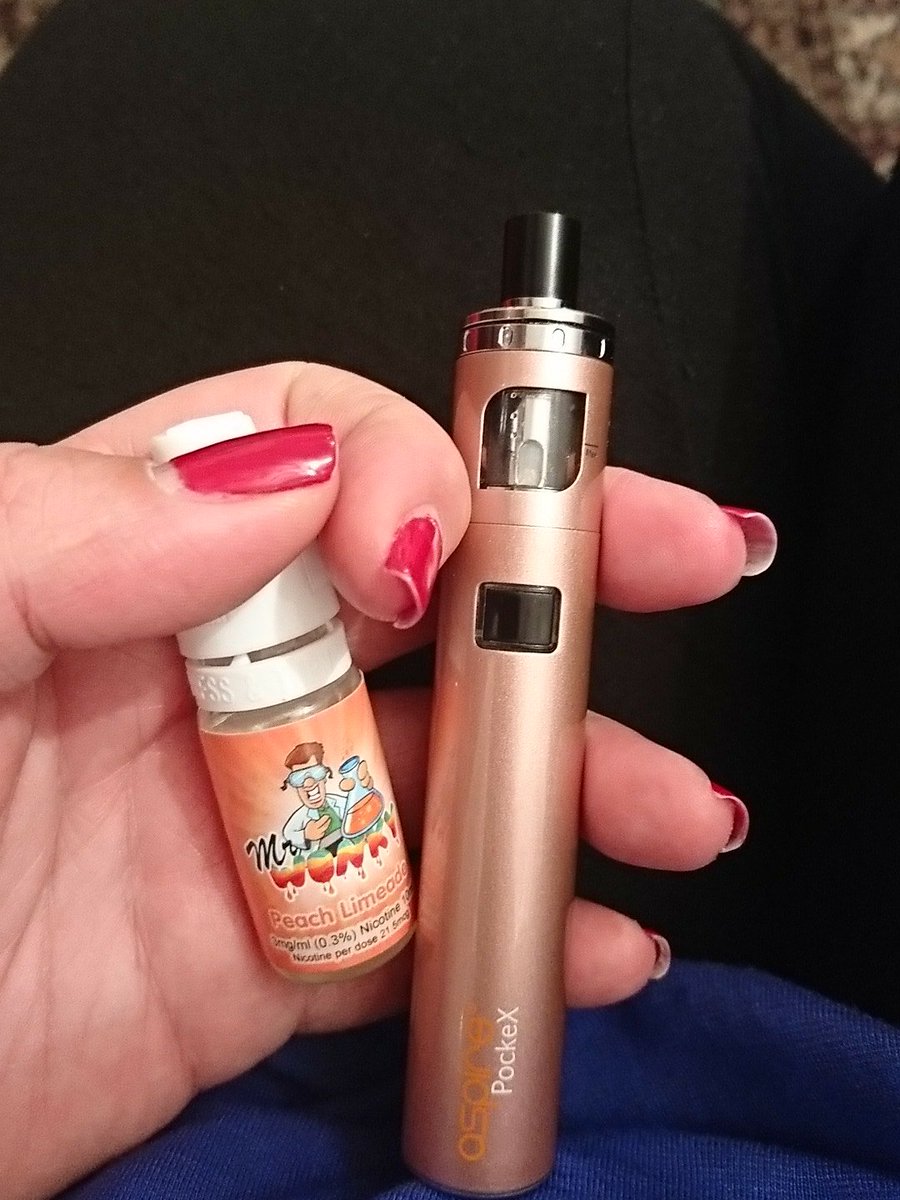 I'll start shall I.... #aspirepockex #aspire #mrwonky #peachlimeade #vapelife #vaping #vapefam #vapecommunity #girlswhovape #handcheck 🌬️