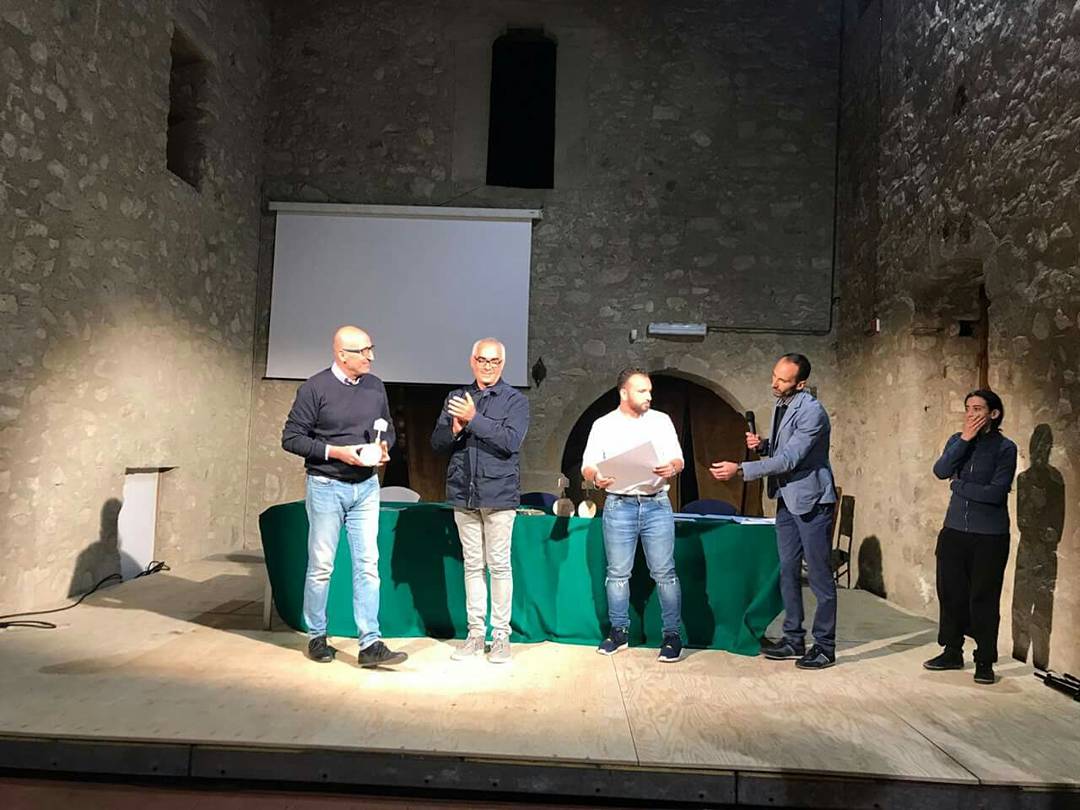 traccememoria's tweet photo. #Premiazione Festival teatrale sulle memorie

Terzo classificato: #QuelSantoDiMioPadre di Giuseppe Brancato. https://t.co/0RgnR5FBBX