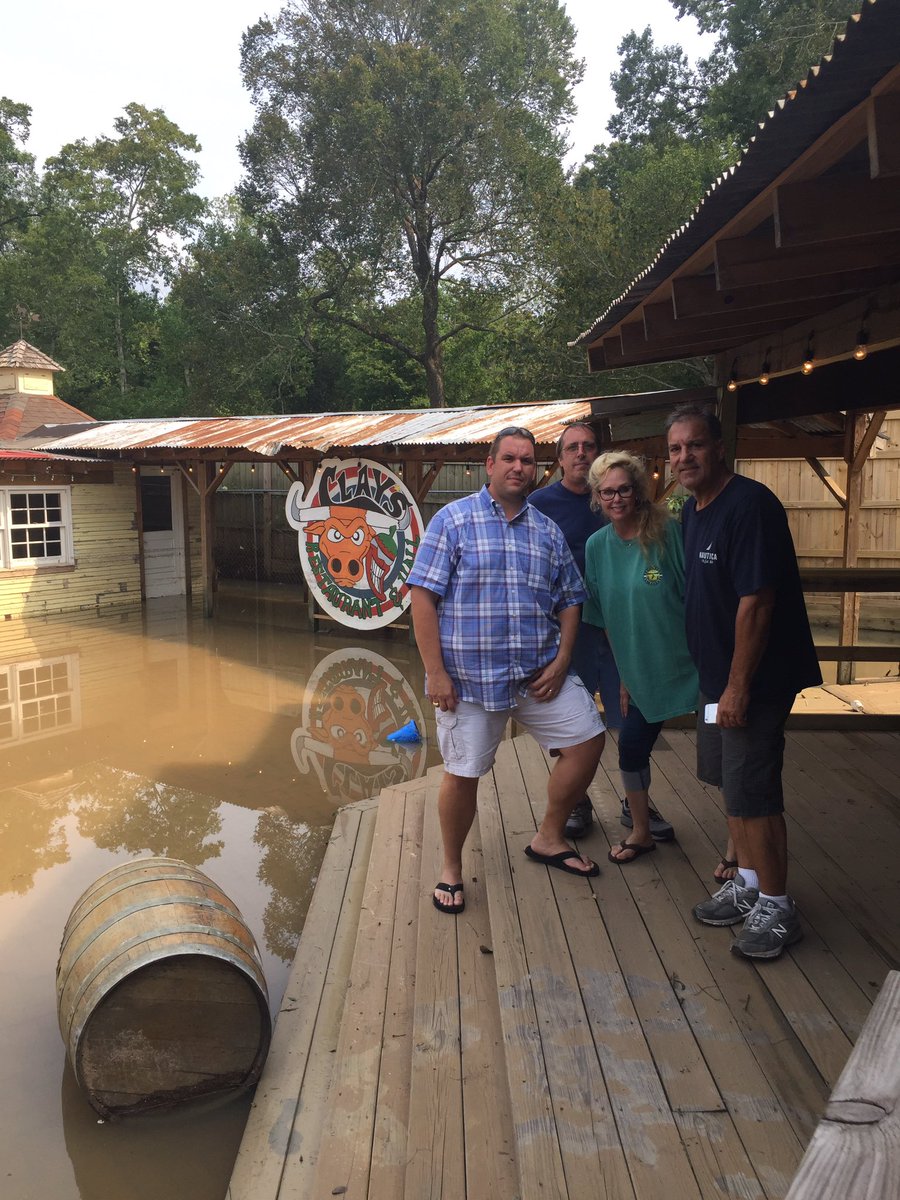 CEOTESLAu6f4's tweet image. Come support Clays (17717 clay Rd) when they reopen this week...hope to be open by late week #hounews