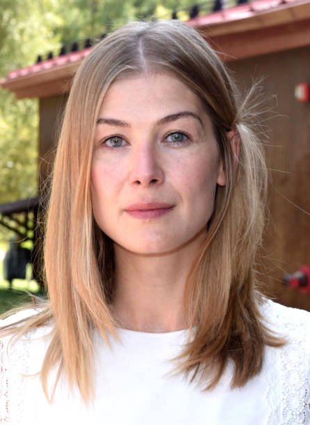Rosamund Pike Source on Twitter: "Rosamund Pike at the Telluride Film