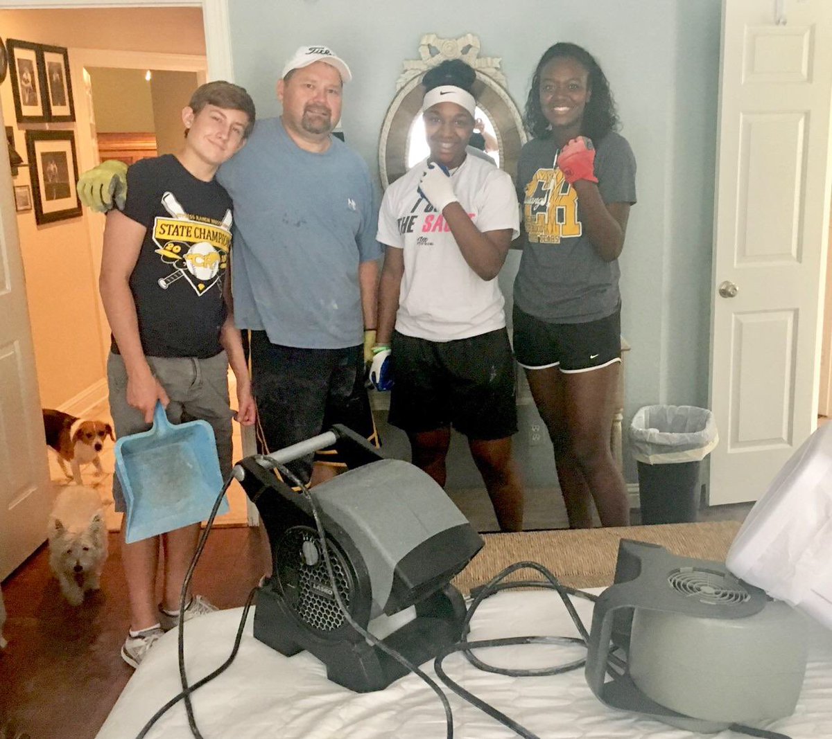 CyRanchGBB's tweet photo. Thanks @Coachboucher , his son Kole, Shira Patton and Kween Jean helping the community!! #HoustonStrong #RanchStrong https://t.co/QEKBzLLZI4