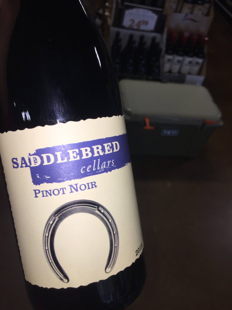 MWandS72's tweet image. Go ahead, have some more wine -- you don&apos;t have to work tomorrow! #LaborDayWeekendVibes