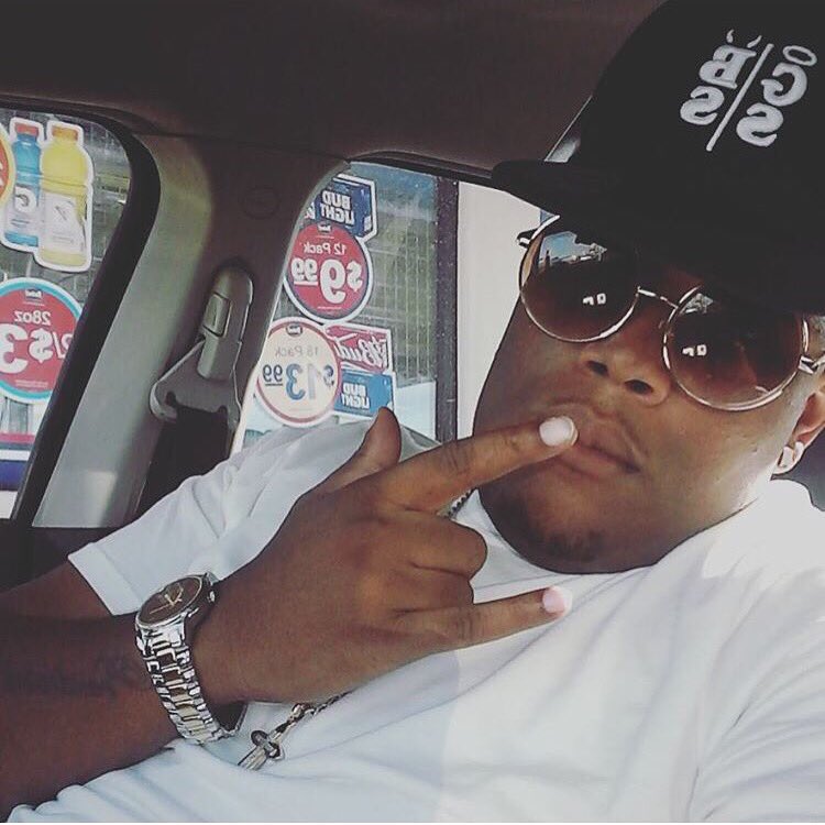gsbs_clothing's tweet photo. S/O @J20PKing repping GSBS wearing our GSBS Black Snapback all the way in Chicago👌🏾🇬🇧🔗🇺🇸
•
CHECK OUT HIS MUSIC 🔊🎤
https://t.co/KPHKTIy0jT 🔥 https://t.co/EX4DgtbBwB