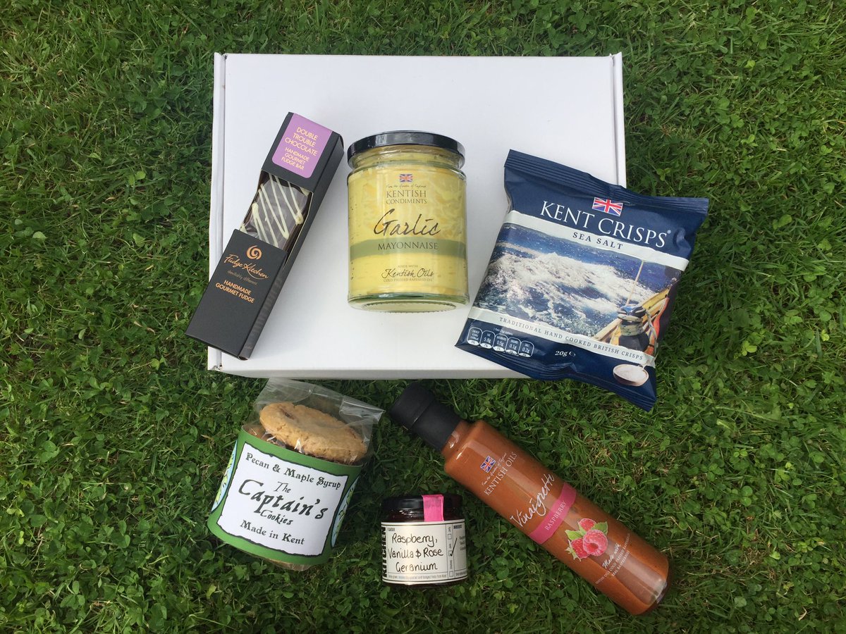 kenthamperco's tweet photo. We will soon be offering international shipping on our tasty Kent box subscription service. https://t.co/kaYyLpnLd1