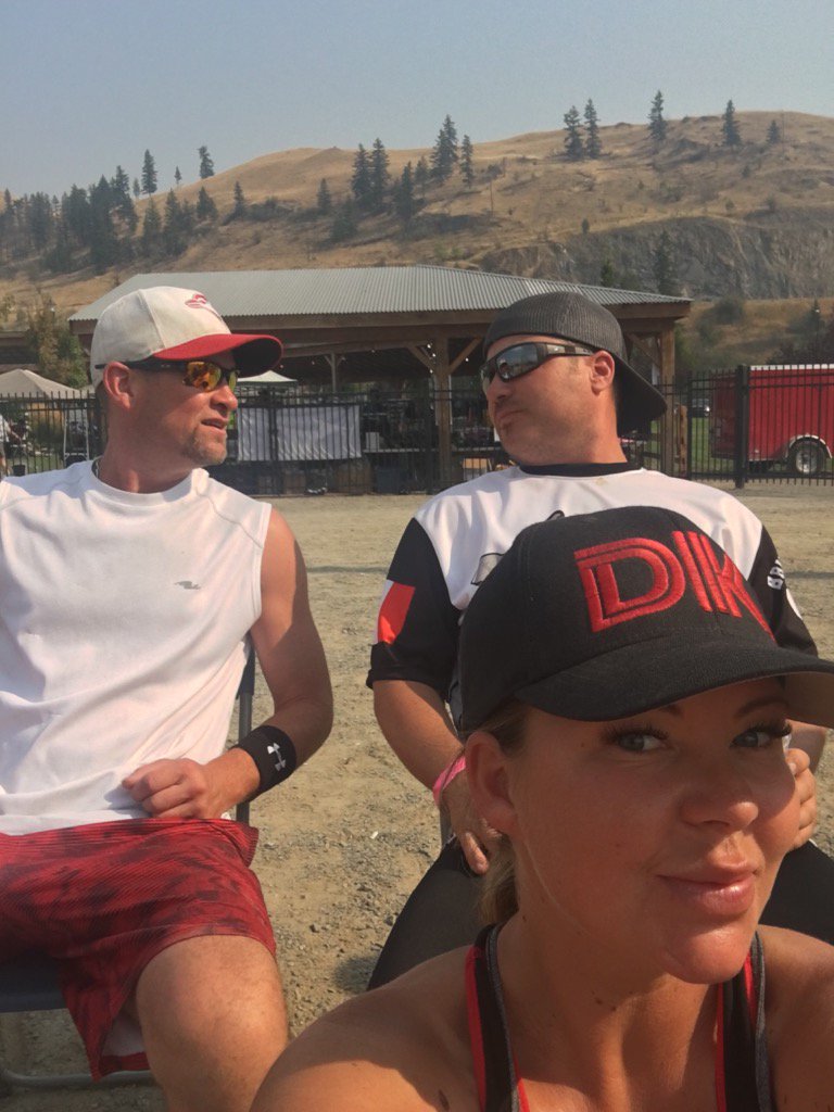 KLBDIKNATION's tweet photo. @Insanity_Ball first game at 10 next is at 830 pm? Um ten hour game break when should I leave this beer garden???? https://t.co/QOuovdEp5G