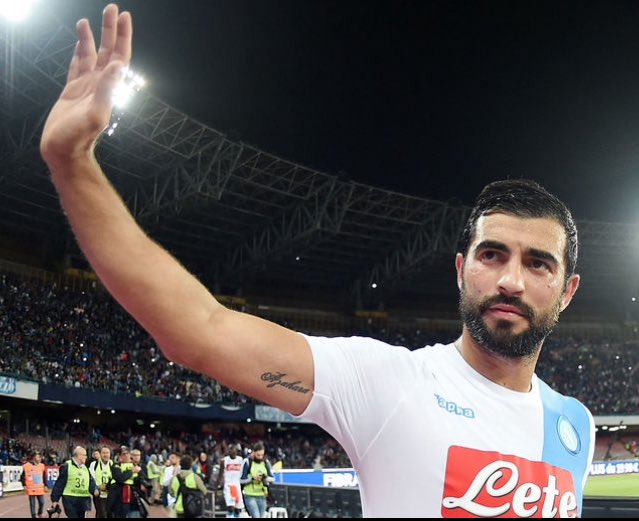 Tanti auguri di Buon Compleanno a  da tutta Happy Birthday to  