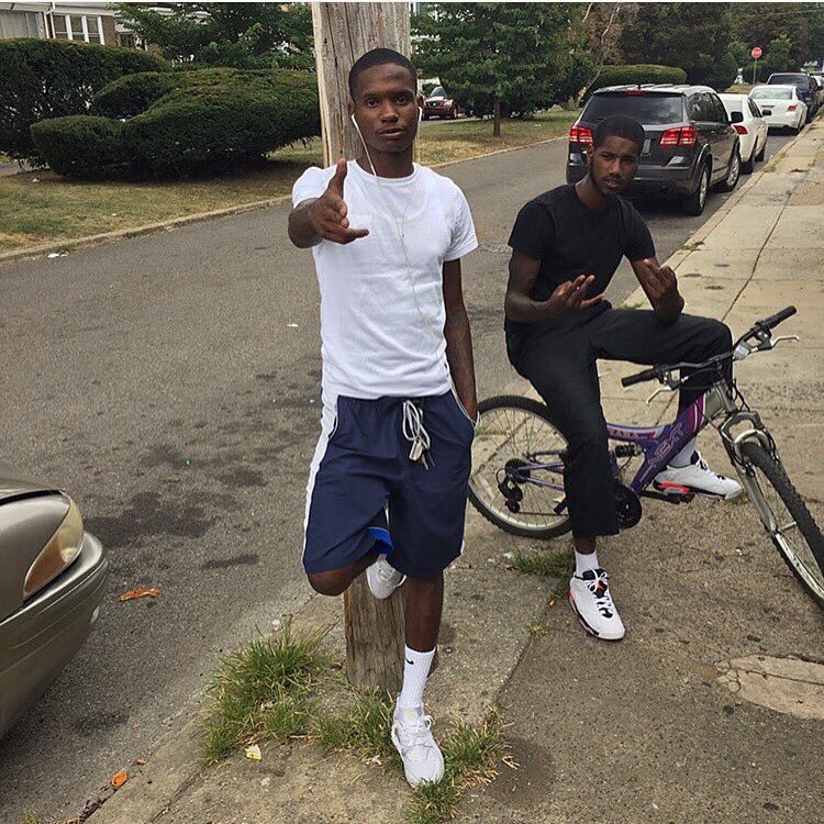 _Zah1600's tweet photo. FREE MY FUCKIN SAVAGE #GLIZZY #LongliveAR https://t.co/owIZ0V5t0n