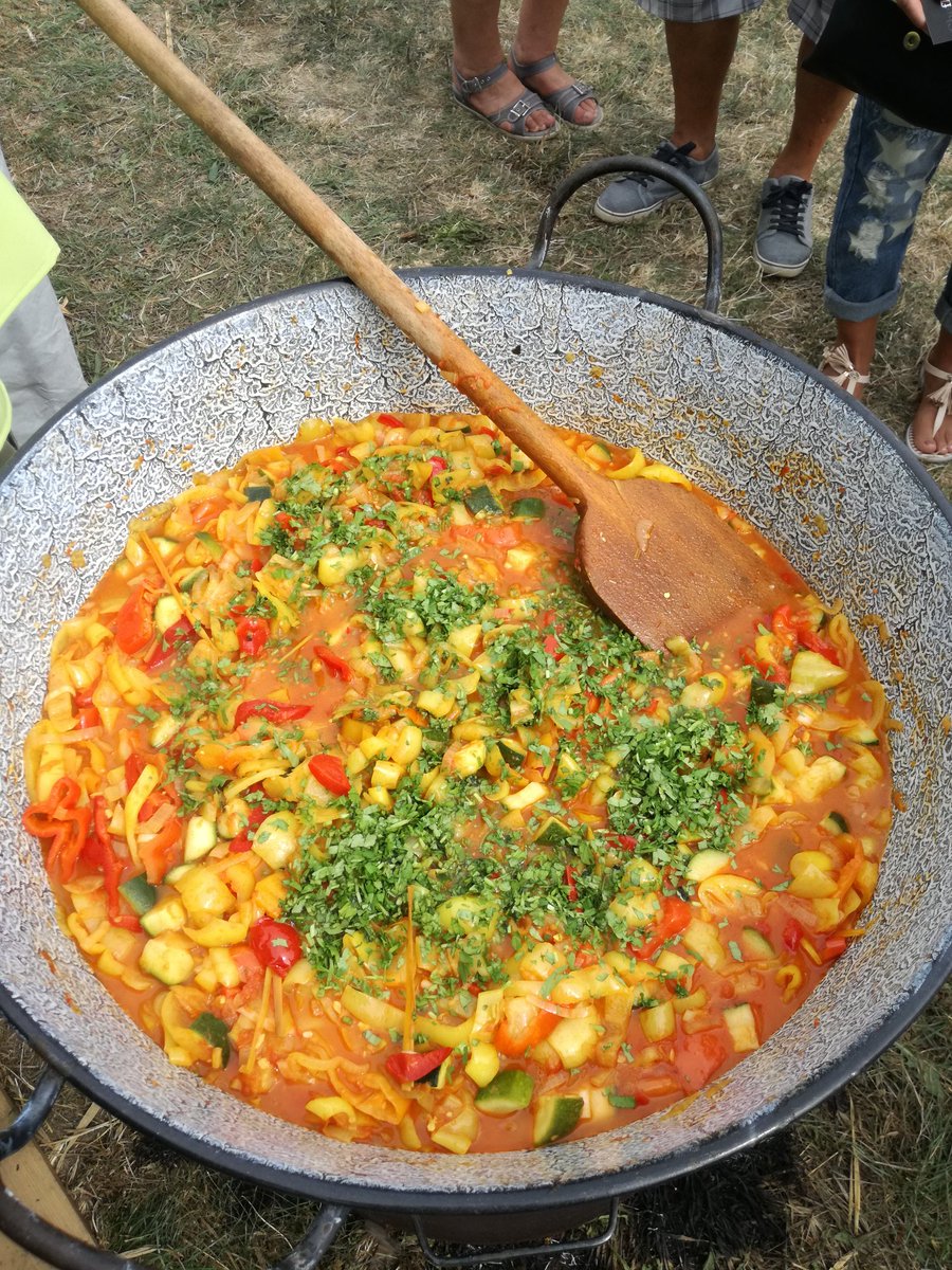 laszlochef's tweet photo. #chef #food #foodiesFestival #foodie https://t.co/9rfEYaijtW