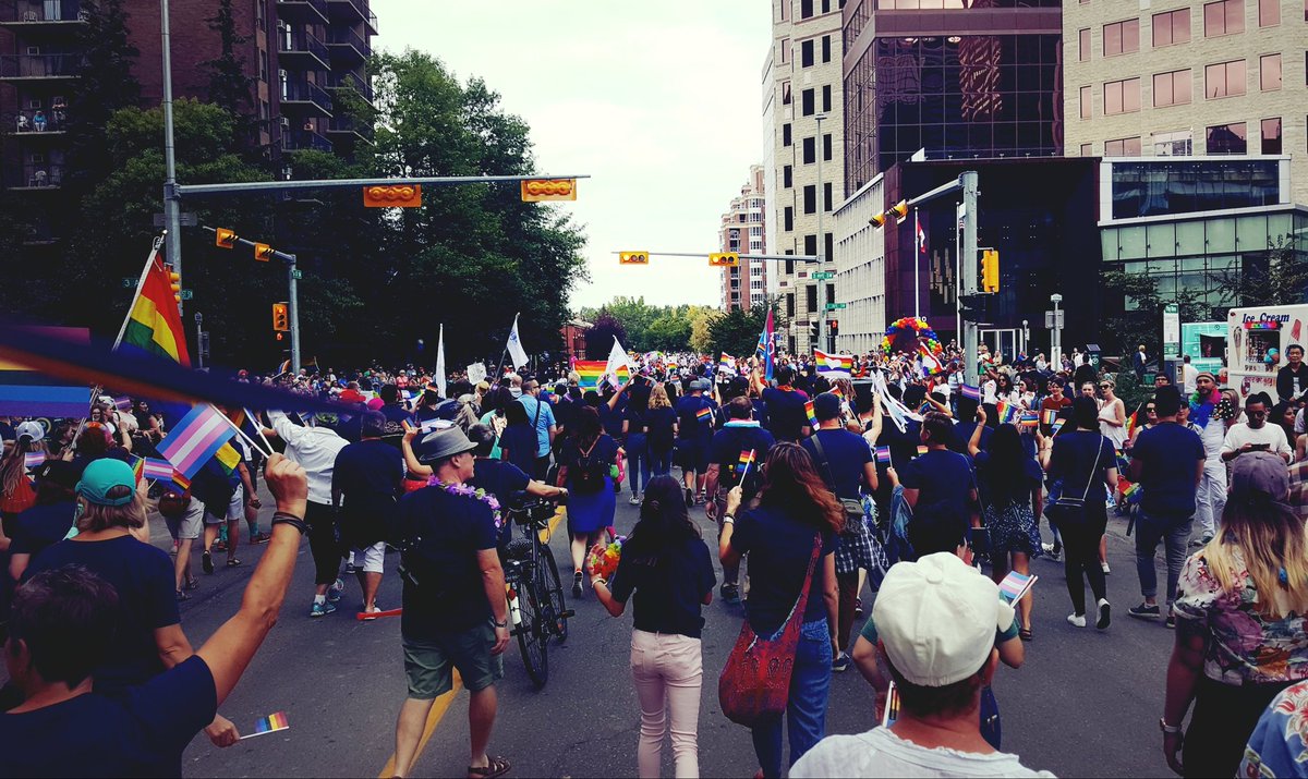 courtneywarren_'s tweet photo. So much love from the @mountroyal4u community. Over 200 strong! #mrulife @MRUAlumni @SAMRUBuzz @MRUFaculty #mru #mrupride #calgarypride https://t.co/81B6gkCU11