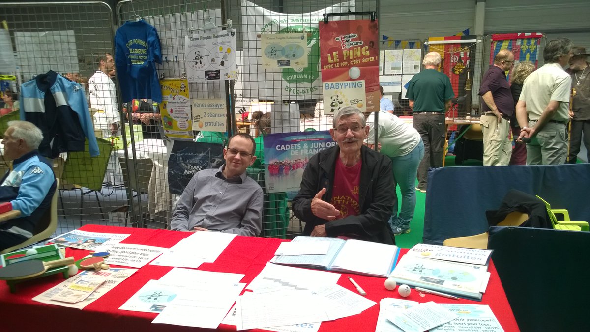 cpbelleneuve's tweet photo. Le Club Pongiste #Belleneuve au Forum des #associations du #Mirebellois #Fontenois avec Alix, Pierre B, J Noël et J Philippe https://t.co/4GJ5Keiy8s