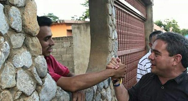 GoyoGraterol's tweet photo. A la Cruz de Taratara también llegamos ayer #2Sep con el mensaje de participación en las primarias del próximo Domingo #10Sep https://t.co/OzqejbPcHT