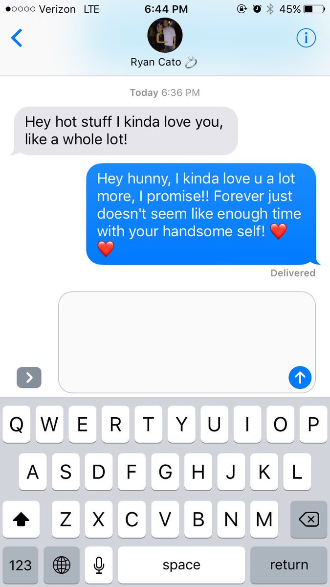 Smithtay1994's tweet photo. Get you a man who sends u texts like this when he's in the front seat &amp; you're in the back seat (of the same vehicle) ❤️#myheart https://t.co/LxqJvOopiW