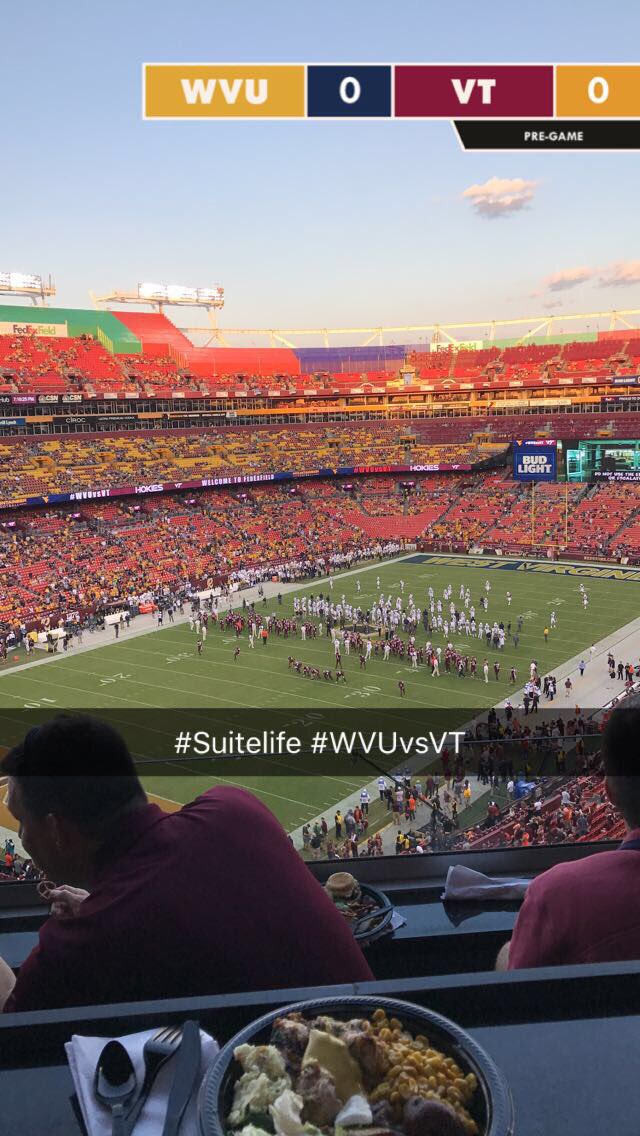 Polly_B_Smith's tweet image. Let&apos;s Gooo Mountaineers! #WVUvsVT  #2017 #Footballseason #Fedexfield