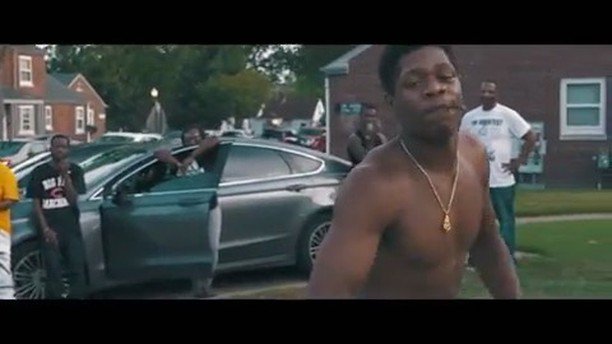 ParadymMusicGrp's tweet photo. 🔥🔥 or 🤢🤢🤢 Rising Louisville, Kentucky rappers @2leo_got_it00 &amp; @imdeeali connect on 'Get To Me.' https://t.co/EVs4IWXila