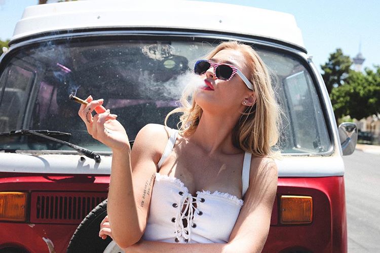 Stay lit in the shade this #LaborDayWeekend💨