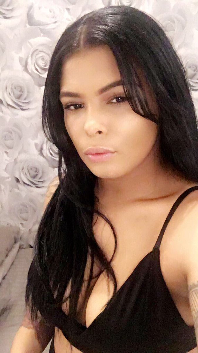 itsdells's tweet image. one day I'll learn to smile.. without it being forced I swear better things to come.